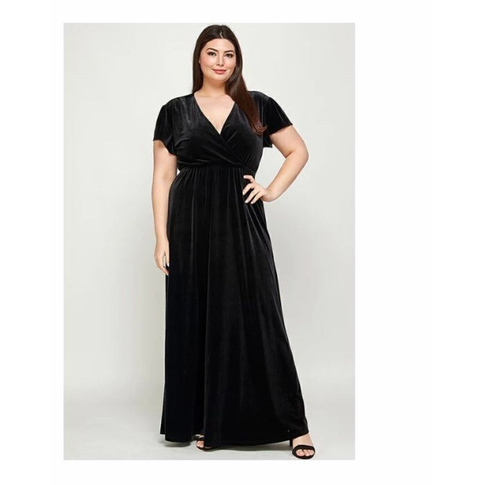 See N Be Seen Women's Velvet Short Sleeve V Neck Wrap Maxi Dress Black Size 1X